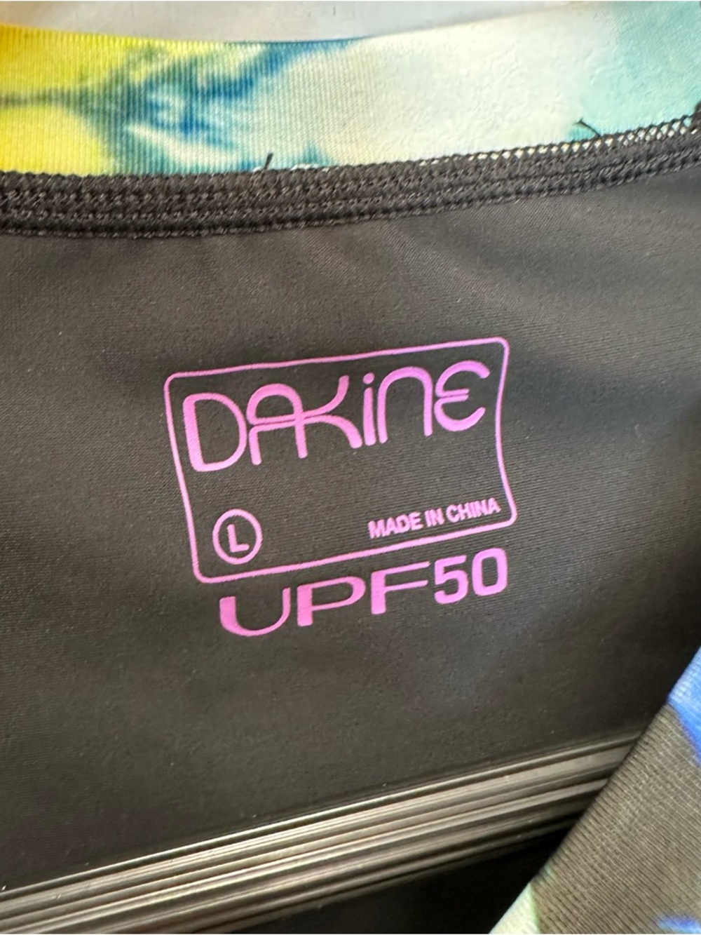 DAKINE Large Long Sleeve Floral Rash Guard Multi Yellow UPF50 - Picture 5 of 6